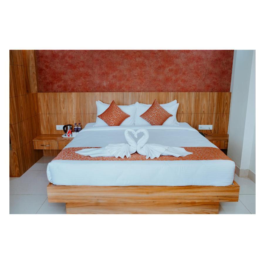 Hotel Dc Star Tarapith Eksteriør bilde
