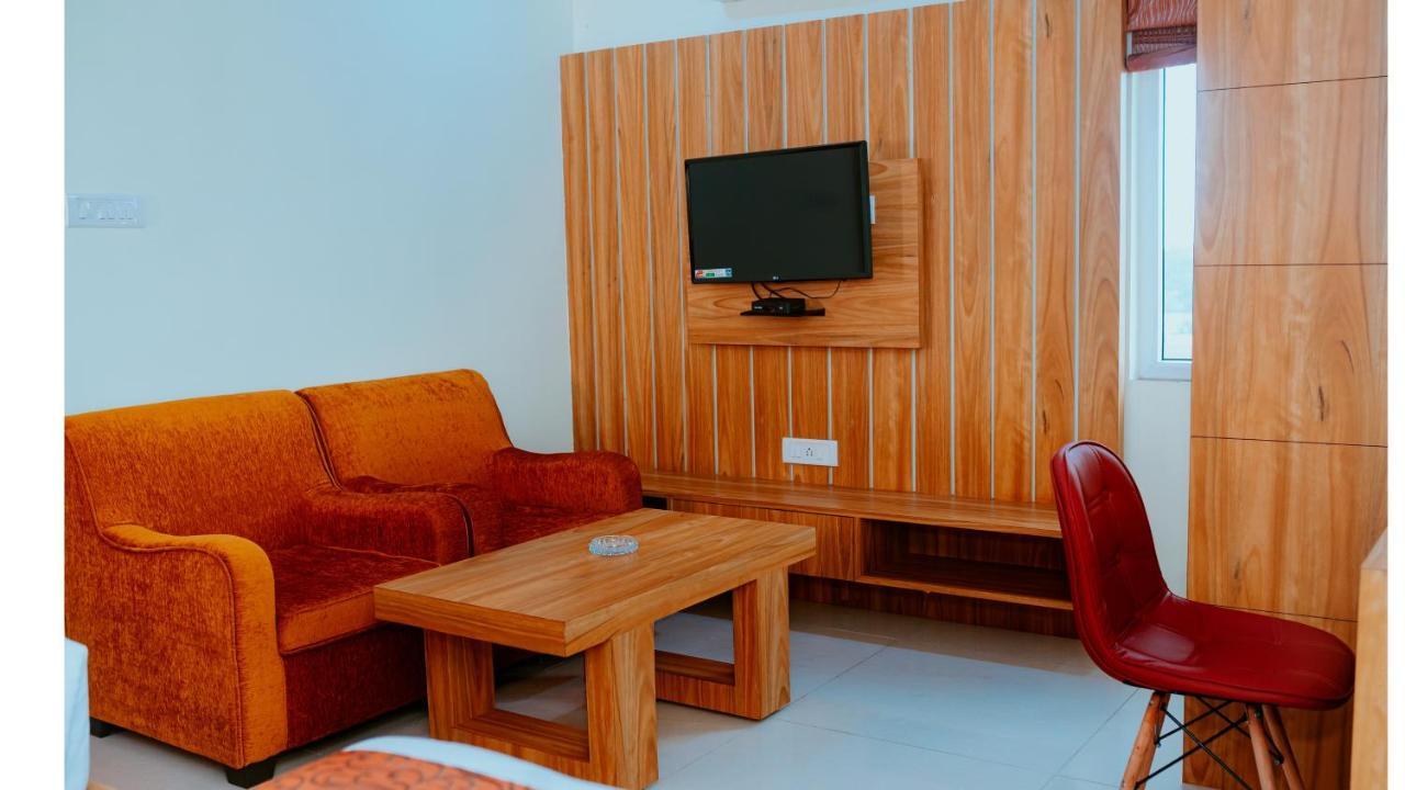 Hotel Dc Star Tarapith Eksteriør bilde