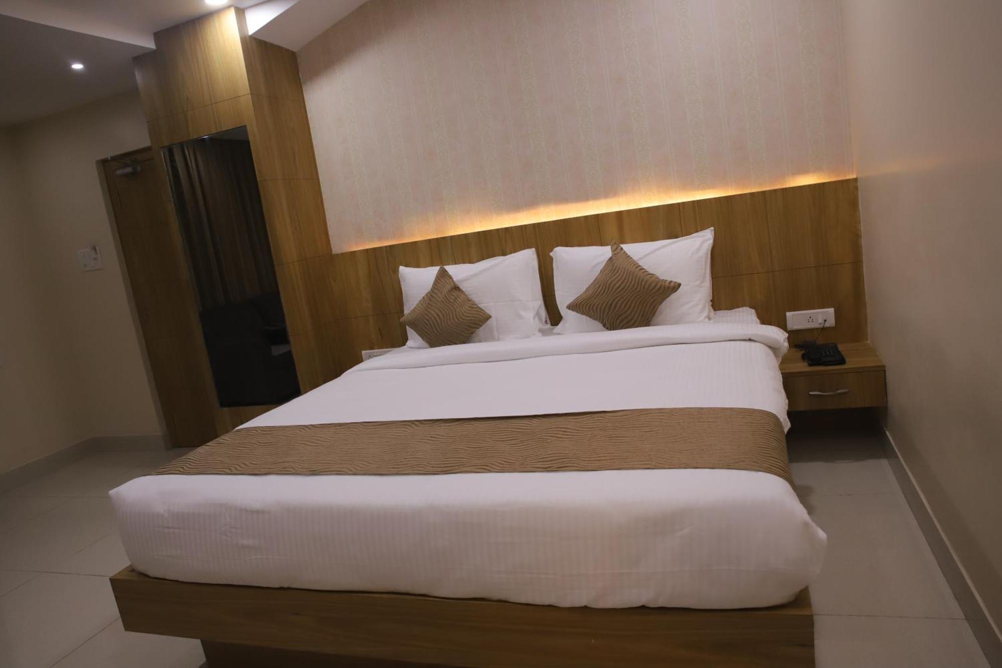 Hotel Dc Star Tarapith Eksteriør bilde